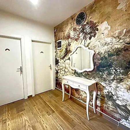 Vacation Venice Rooms-2